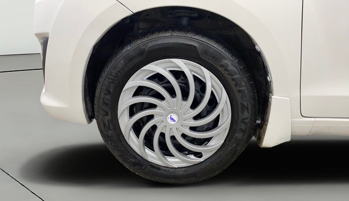 2015 Maruti Ertiga VXI, Petrol, Manual, 57,442 km, Left Front Wheel