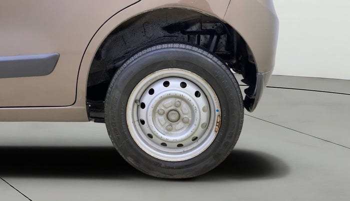 2018 Maruti Wagon R 1.0 LXI CNG, CNG, Manual, 97,067 km, Left Rear Wheel