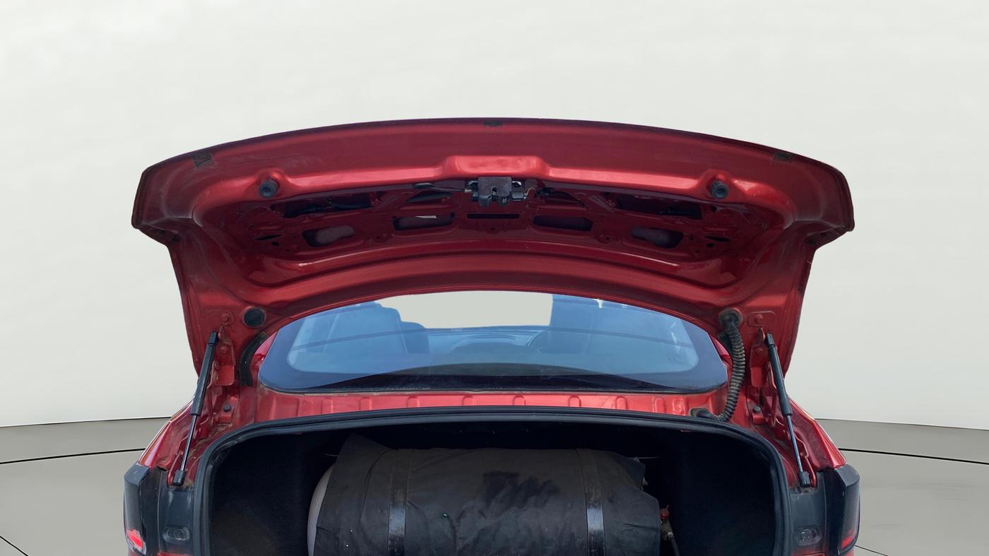 2018 Tata TIGOR XZ PETROL, CNG, Manual, 94,695 km, Boot Door Open