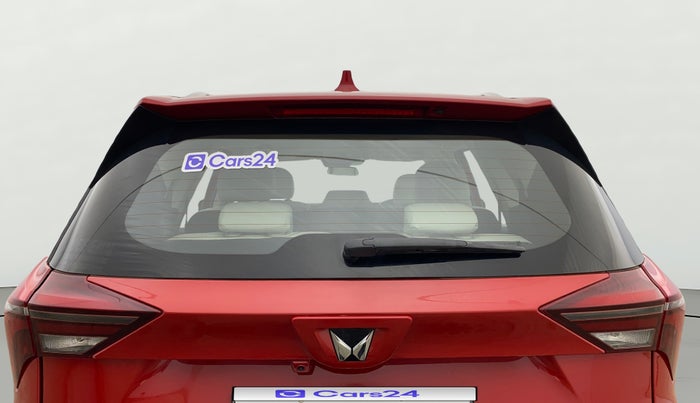 2023 Mahindra XUV700 AX 7 LUXURY P AT 7 STR, Petrol, Automatic, 4,791 km, Rear Windshield