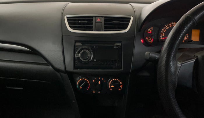 2017 Maruti Swift LXI (O), Petrol, Manual, 30,150 km, Air Conditioner