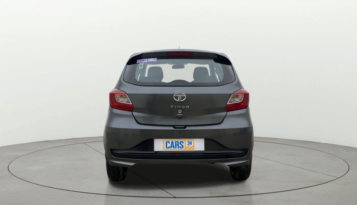 2022 Tata Tiago XT (O) PETROL, Petrol, Manual, 26,015 km, Back/Rear