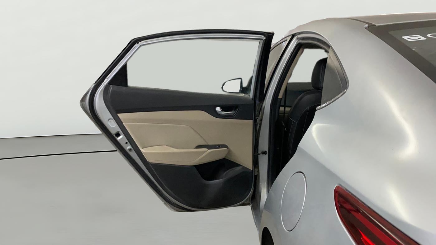 2019 Hyundai Verna 1.6 VTVT SX, Petrol, Manual, 16,490 km, LHS Rear Door
