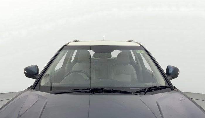 2019 Mahindra XUV300 W8 (O) 1.5 DIESEL, Diesel, Manual, 46,536 km, Front Windshield