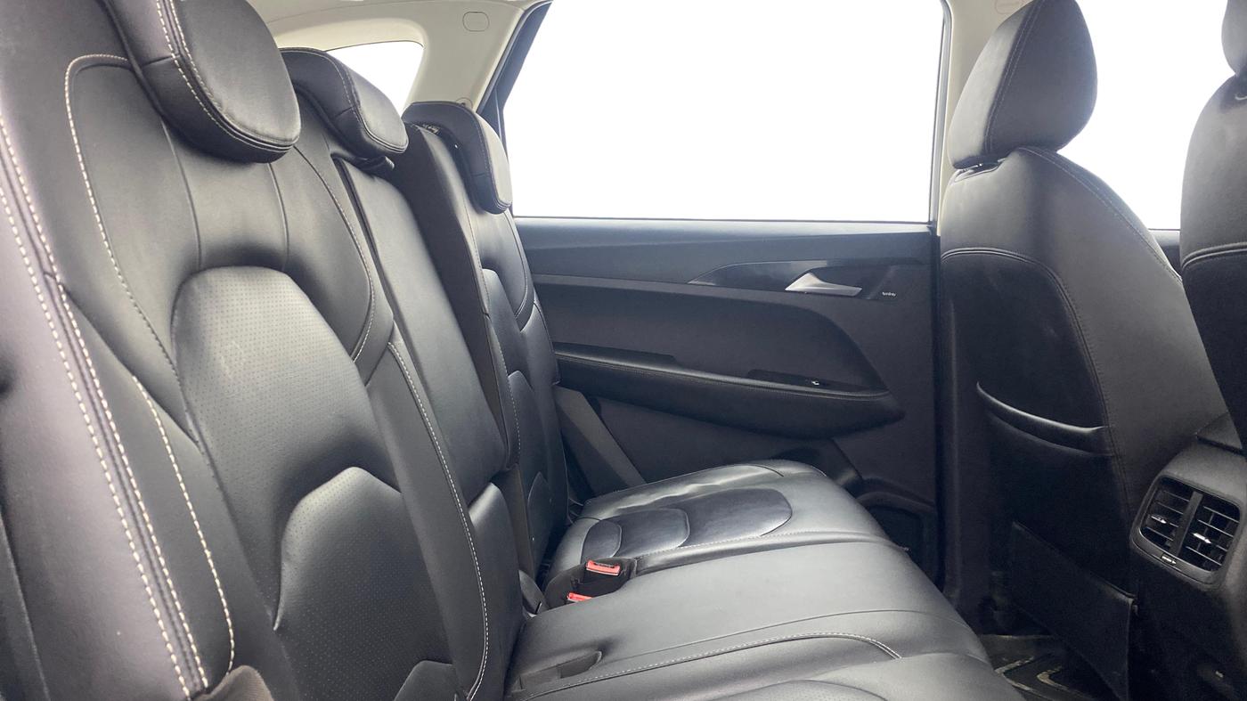 2020 MG HECTOR SHARP HYBRID 1.5 PETROL, Petrol, Manual, 83,942 km, Right Side Rear Door Cabin