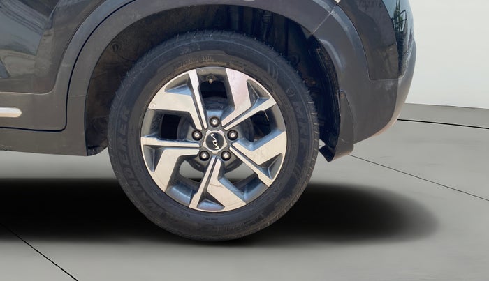 2023 KIA SONET HTX 1.5D IMT, Diesel, Manual, 64,299 km, Left Rear Wheel