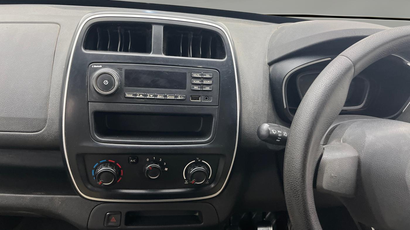 2017 Renault Kwid RXL, Petrol, Manual, 45,156 km, Air Conditioner