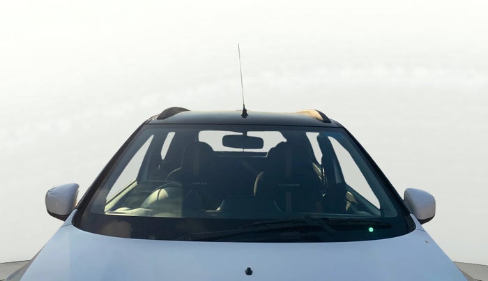 2024 Renault Kwid CLIMBER 1.0 AMT Dual Tone , Petrol, Automatic, 11,985 km, Front Windshield