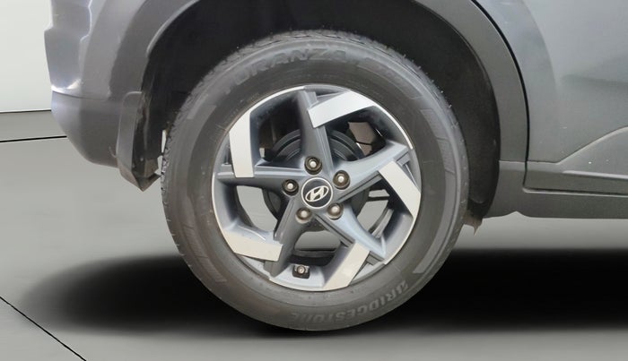 2021 Hyundai VENUE SX PLUS 1.0 TURBO DCT, Petrol, Automatic, 90,189 km, Right Rear Wheel