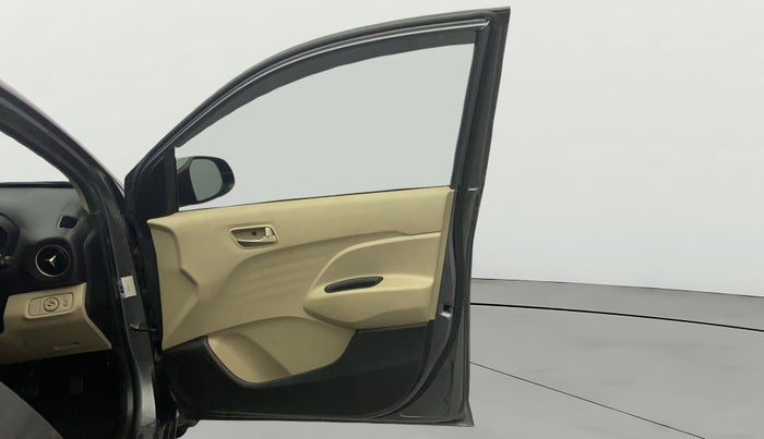 2018 Hyundai NEW SANTRO SPORTZ AMT, Petrol, Automatic, 38,742 km, RHS Front Door