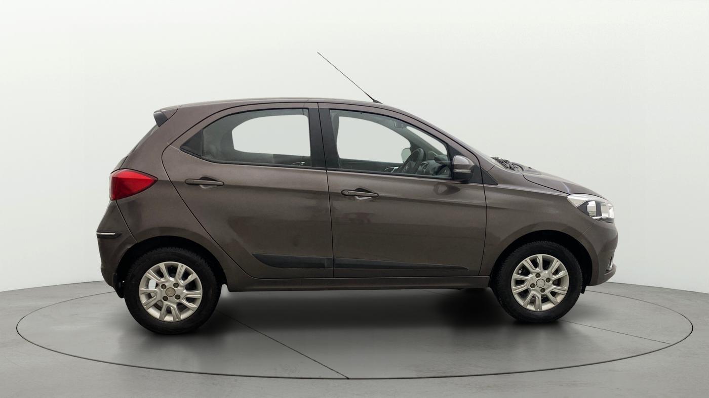 2018 Tata Tiago XZA PETROL, Petrol, Automatic, 97,903 km, Right Side View