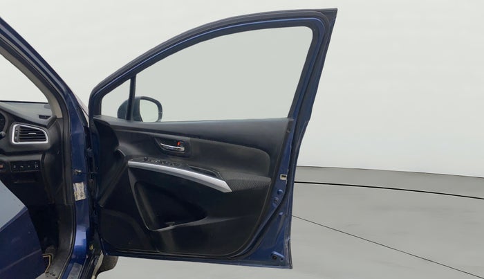 2018 Maruti S Cross ZETA 1.3, Diesel, Manual, 97,895 km, RHS Front Door