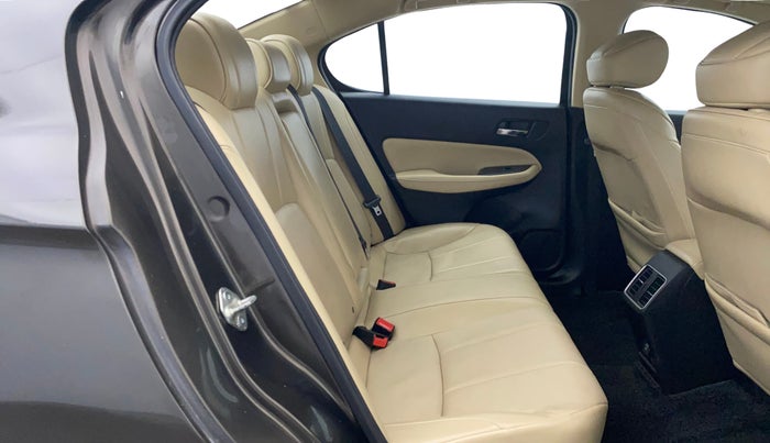 2021 Honda City 1.5L I-VTEC ZX CVT, Petrol, Automatic, 95,752 km, Right Side Rear Door Cabin