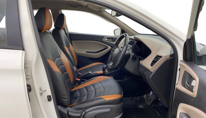 2015 Hyundai Elite i20 SPORTZ 1.2 (O), Petrol, Manual, 52,177 km, Right Side Front Door Cabin