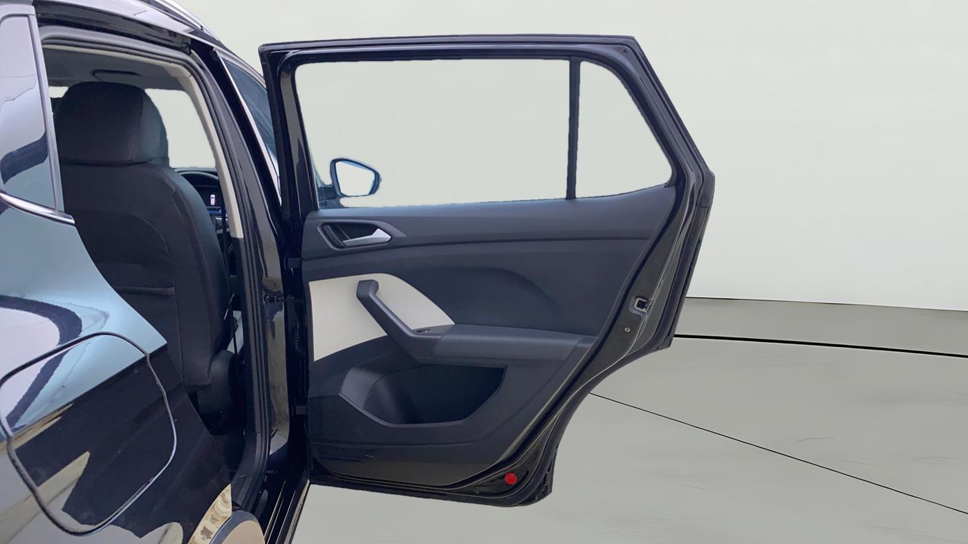 2025 Volkswagen TAIGUN TOPLINE 1.0 TSI AT, Petrol, Automatic, 20,094 km, RHS Rear Door