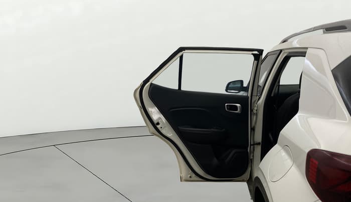 2019 Hyundai VENUE SX(O) 1.4 CRDI, Diesel, Manual, 1,18,278 km, LHS Rear Door