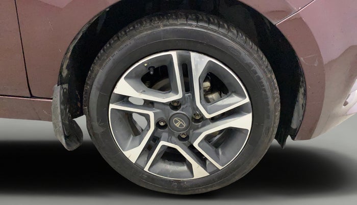 2020 Tata TIGOR XZA PLUS PETROL, Petrol, Automatic, 1,03,389 km, Right Front Wheel