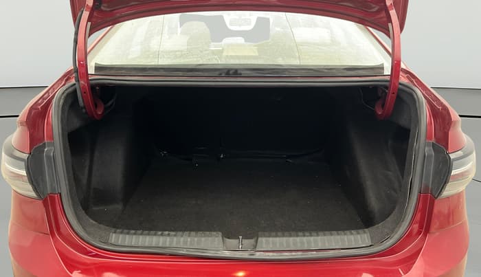 2022 Volkswagen VIRTUS HIGHLINE TSI 1.0 AT, Petrol, Automatic, 66,880 km, Boot Open Zoomed View