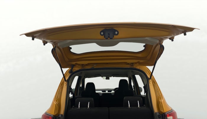 2023 Renault TRIBER RXZ AMT, Petrol, Automatic, 61,433 km, Boot Door Open