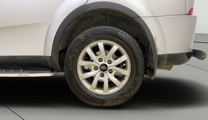 2021 Mahindra XUV500 W9, Diesel, Manual, 1,00,157 km, Left Rear Wheel