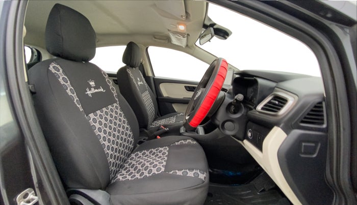 2021 Tata ALTROZ XT PETROL, Petrol, Manual, 97,041 km, Right Side Front Door Cabin