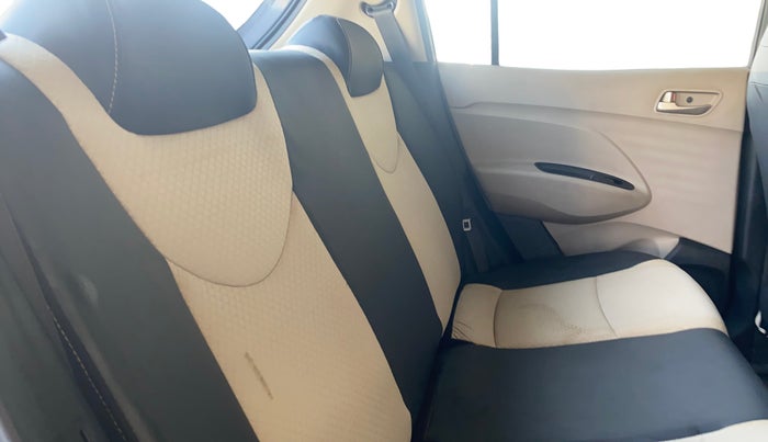 2019 Hyundai NEW SANTRO MAGNA AMT, Petrol, Automatic, 33,699 km, Right Side Rear Door Cabin