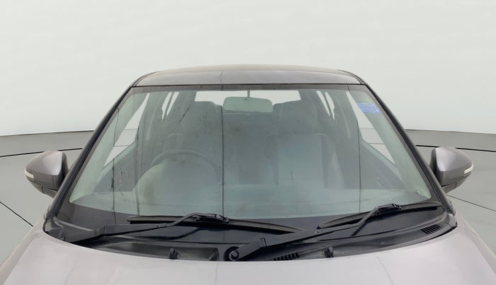 2013 Maruti Swift VXI, Petrol, Manual, 60,807 km, Front Windshield