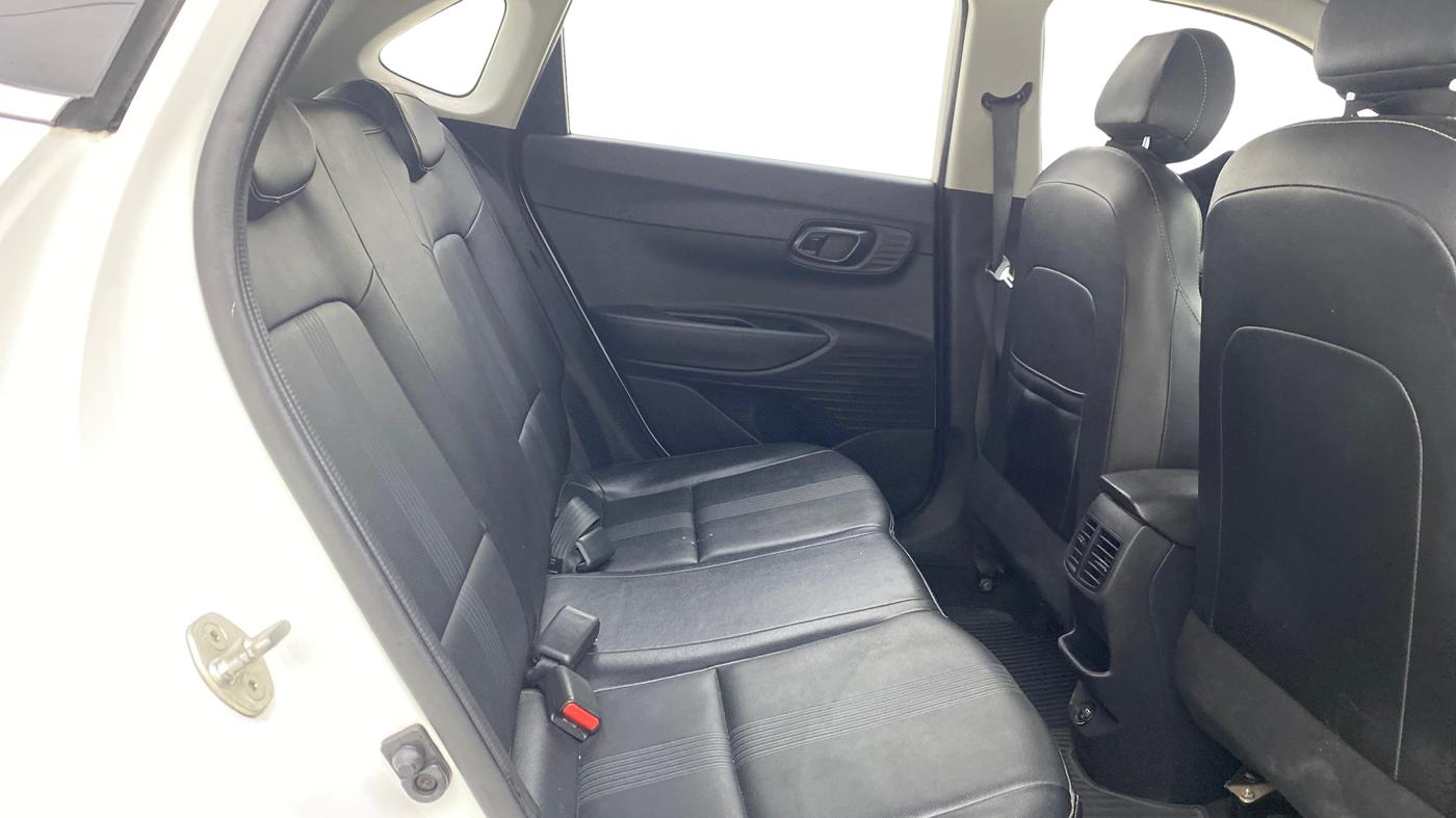 2020 Hyundai NEW I20 SPORTZ 1.0T GDI IMT, Petrol, Manual, 59,927 km, Right Side Rear Door Cabin