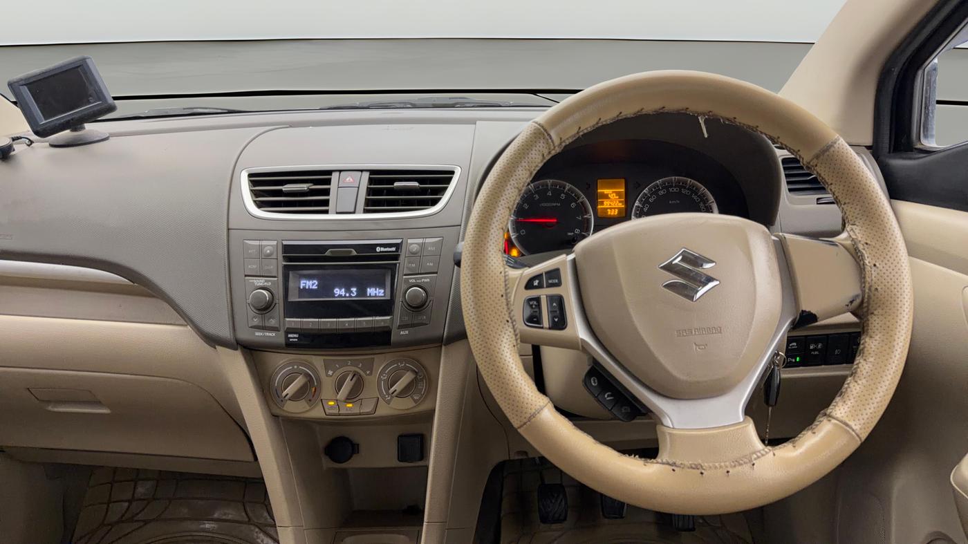 2016 Maruti Ertiga VXI CNG, CNG, Manual, 99,370 km, Steering Wheel Close Up