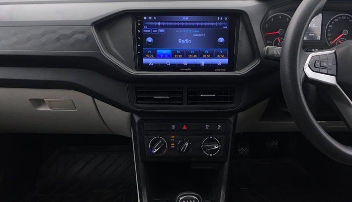 2022 Volkswagen TAIGUN COMFORTLINE 1.0 TSI MT, Petrol, Manual, 93,697 km, Air Conditioner