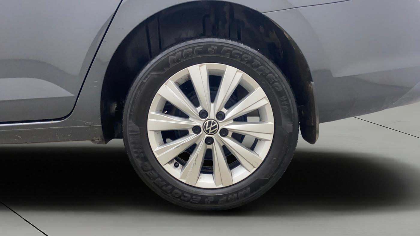 2024 Volkswagen VIRTUS HIGHLINE TSI 1.0 AT, Petrol, Automatic, 15,985 km, Left Rear Wheel