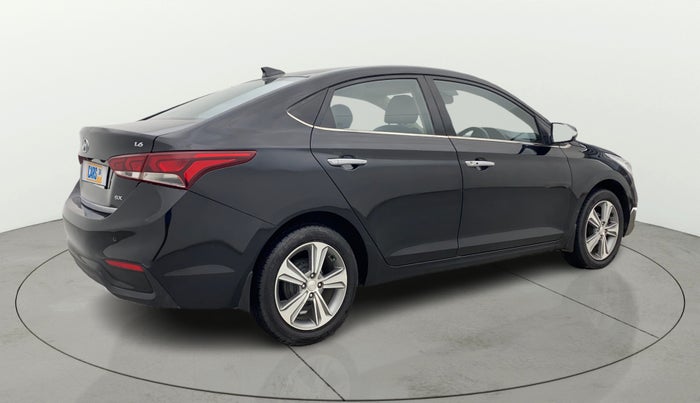 2019 Hyundai Verna 1.6 VTVT SX (O) AT, Petrol, Automatic, 48,723 km, Right Back Diagonal