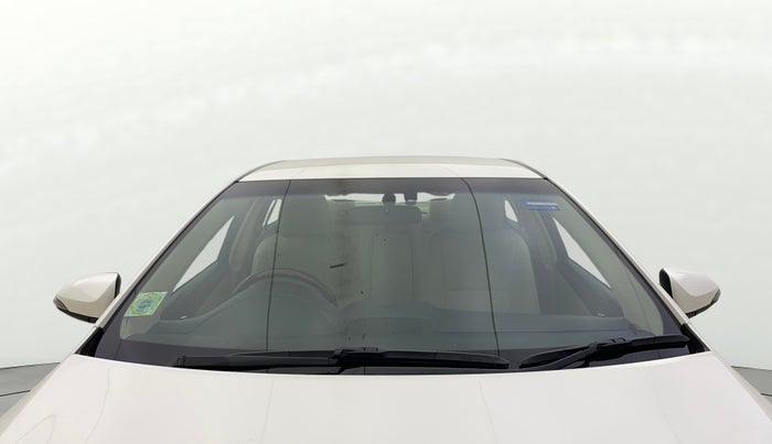 2014 Toyota Camry 2.5L AT, Petrol, Automatic, 30,555 km, Front Windshield