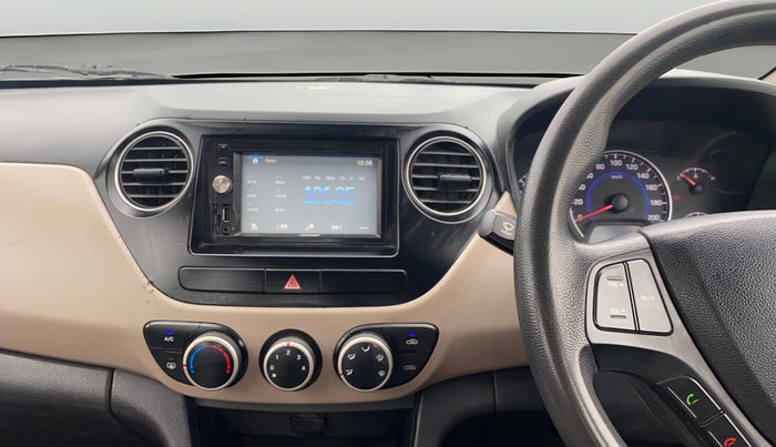 2016 Hyundai Grand i10 SPORTZ 1.2 KAPPA VTVT, CNG, Manual, 97,381 km, Air Conditioner