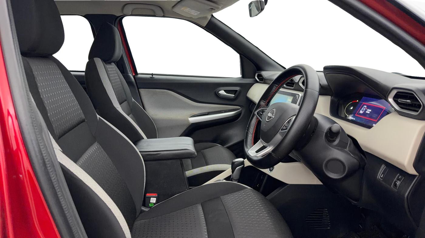 2023 Nissan MAGNITE XV PREMIUM TURBO CVT, Petrol, Automatic, 22,453 km, Right Side Front Door Cabin