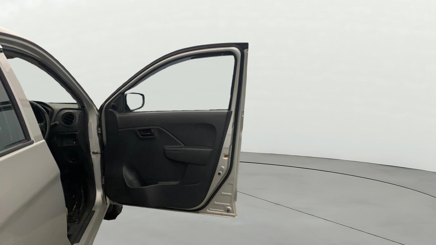 2025 Maruti Alto K10 VXI, Petrol, Manual, 12,105 km, RHS Front Door