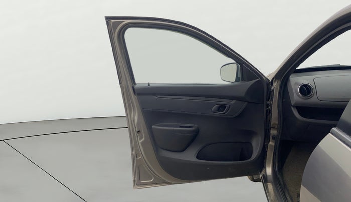 2018 Renault Kwid RXT 1.0, Petrol, Manual, 64,559 km, LHS Front Door