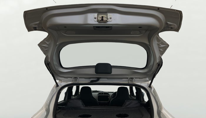 2023 Renault Kwid CLIMBER MT 1.0, Petrol, Manual, 24,502 km, Boot Door Open