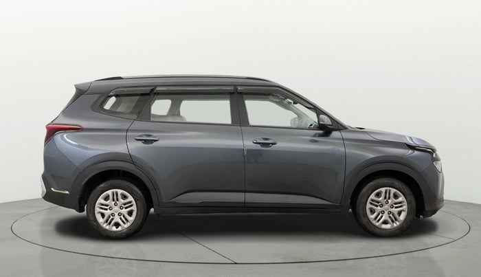 2022 KIA CARENS PRESTIGE 1.4 PETROL 7 STR, Petrol, Manual, 12,381 km, Right Side View