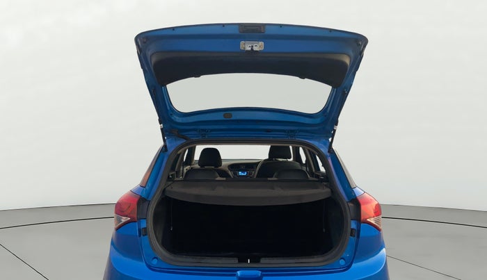 2017 Hyundai Elite i20 SPORTZ 1.2, Petrol, Manual, 36,068 km, Boot Door Open