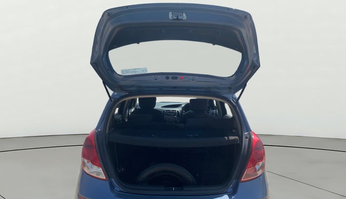 2013 Hyundai i20 SPORTZ 1.2, CNG, Manual, 96,264 km, Boot Door Open