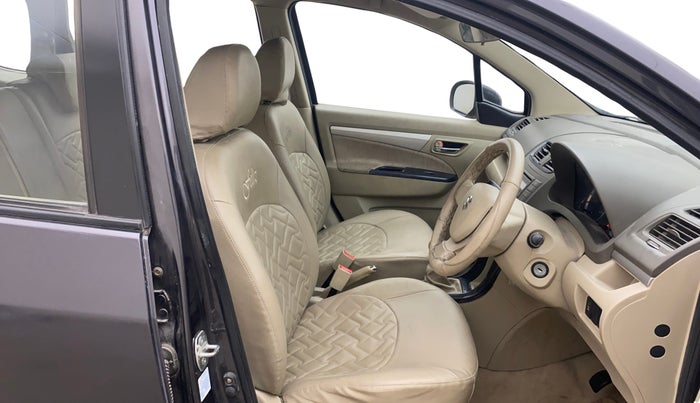 2013 Maruti Ertiga VXI, Petrol, Manual, 52,271 km, Right Side Front Door Cabin