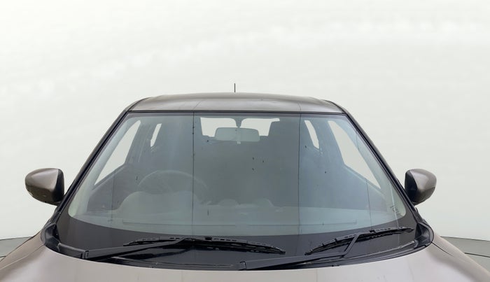 2018 Maruti Swift VXI, Petrol, Manual, 1,19,894 km, Front Windshield