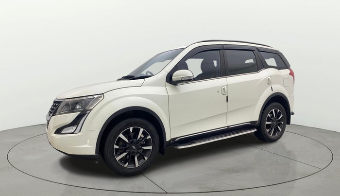2019 Mahindra XUV500 W11, Diesel, Manual, 69,786 km, Left Front Diagonal