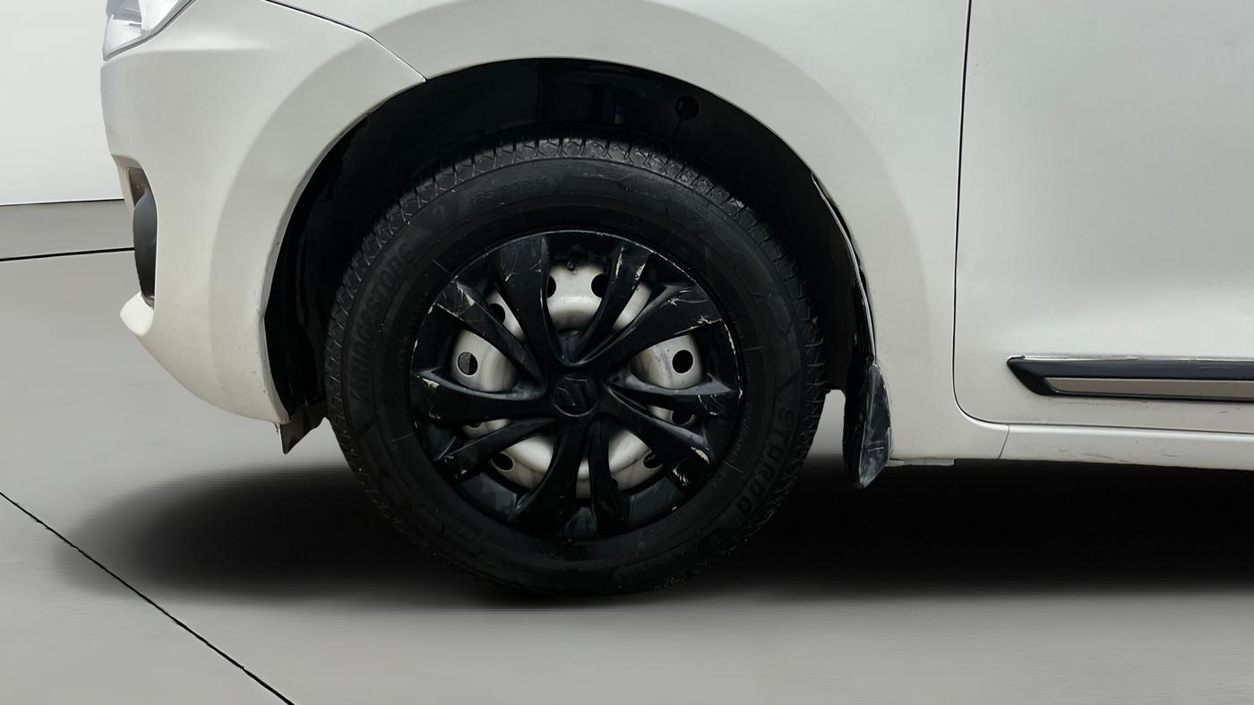 2019 Maruti Swift LDI, Diesel, Manual, 74,366 km, Left Front Wheel