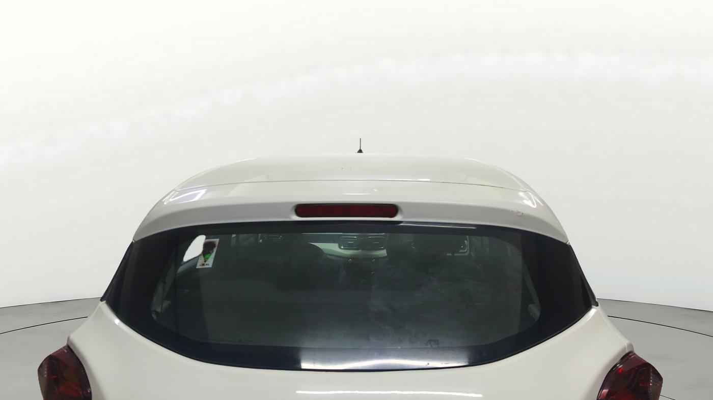 2021 Tata PUNCH ADVENTURE AMT, Petrol, Automatic, 31,193 km, Rear Windshield