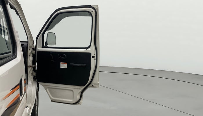 2019 Maruti Eeco 5 STR WITH A/C+HTR CNG, CNG, Manual, 51,817 km, RHS Front Door