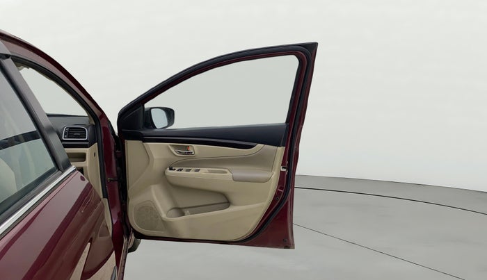 2017 Maruti Ciaz ZETA DIESEL 1.3, Diesel, Manual, 57,230 km, RHS Front Door