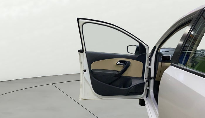 2015 Volkswagen Polo HIGHLINE1.2L, Petrol, Manual, 94,289 km, LHS Front Door