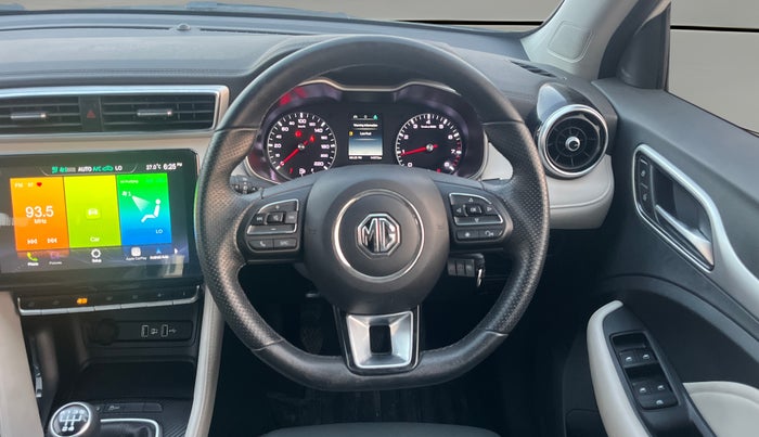 2022 MG ASTOR SUPER 1.5 MT, Petrol, Manual, 14,356 km, Steering Wheel Close Up